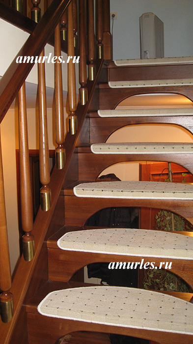 Лестницы из бука Amurles.ru